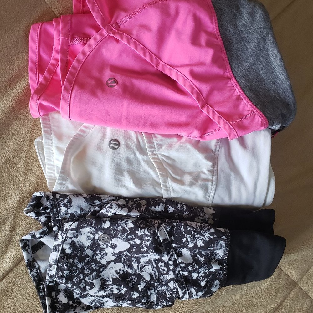 ****Do not buy*** These sold but a glitch is preventing status change.
